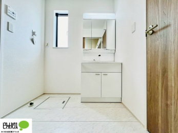 ���ʑ�E���ʏ��@�{�H��ʐ^�@�g���₷���V���v���Ȑ��ʉ��ϑ�B�����̎x�x�͂�������n�܂�܂��B