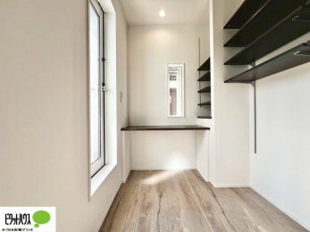 ���[�@�Ƒ��݂�Ȃ̈ߗނ����[�ł���t�@�~���[�N���[�[�b�g�B