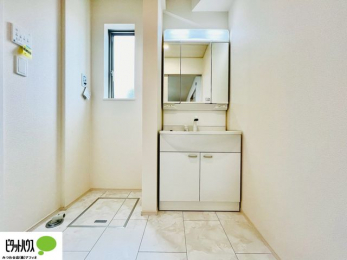 ���ʑ�E���ʏ��@�{�H��ʐ^�@�g���₷���V���v���Ȑ��ʉ��ϑ�B�����̎x�x�͂�������n�܂�܂��B