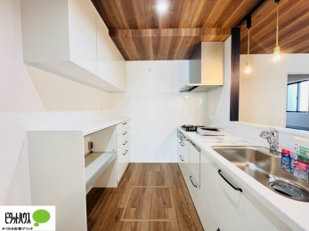 �L�b�`���@�J�b�v�{�[�h�t���Ŏ��[�A�b�v