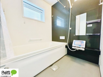 �����@�{�H��ʐ^�F1���̔�����������x���̓��͂��q�l�Ƃ̃R�~���j�P�[�V�����̏�Ƃ���