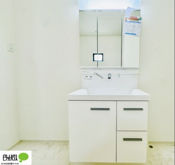 ���ʑ�E���ʏ��@�{�H��ʐ^�F�g���₷���V���v���Ȑ��ʉ��ϑ�B�����̎x�x�͂�������n�܂�܂��B