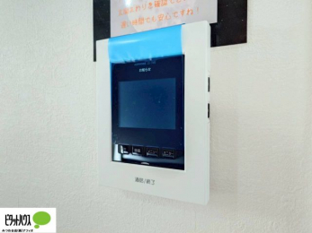 ���̑��@������Ԃ����S��TV���j�^�[�t���C���^�[�z��