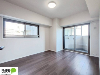 ���[�@�o���R�j�[�ւƑ������邢�����B