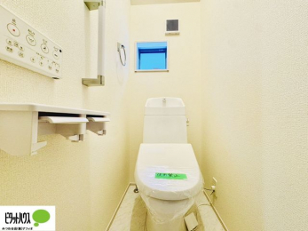 �g�C���@�{�H��ʐ^�@�������̂���^�����ȃg�C��