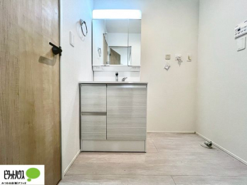 ���ʑ�E���ʏ��@�{�H��ʐ^�@�g���₷���V���v���Ȑ��ʉ��ϑ�B�����̎x�x�͂�������n�܂�܂��B