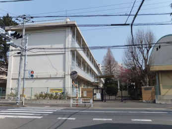 ���ӊ��@��t�s�������䏬�w�Z �k��8���B 570m