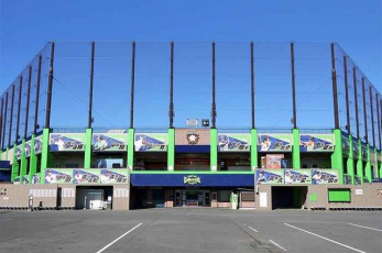 ���ӊ��@�t�@�C�^�[�Y���P�J�X�^�W�A�� �k��30���B 2330m