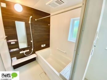 �����@�{�H��ʐ^�@�����̔�������Ă���闁���͍L�X�������B�x���͂��q�l�ƈꏏ�ɗV�тȂ������܂��ˁB