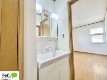 ���̑��@2�K���ʑ�ł��B