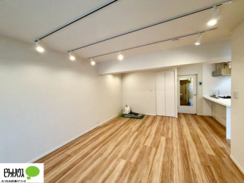 ���r���O�@�������̂��锒����Ƃ������r���O