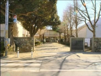 ���ӊ��@�K�u��s��/��񒆊w�Z �k��8���B 620m