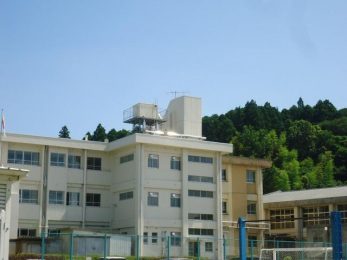 ���ӊ��@�s���s���s����ꏬ�w�Z �k��40���B 2920m