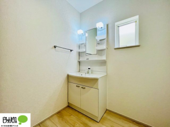 ���ʑ�E���ʏ��@�{�H��ʐ^�F�傫�ȋ��Ō��₷�����ʉ��ϑ�