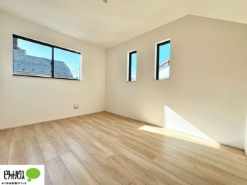 �o���R�j�[�@�w�т̎��Ԃ��V�Ԏ��Ԃ���؂ɂł���q�ǂ������B�Ƌ�̔z�u�����₷���V���v���Ȑ݌v�ŁA�������K�Ɏg���܂��B