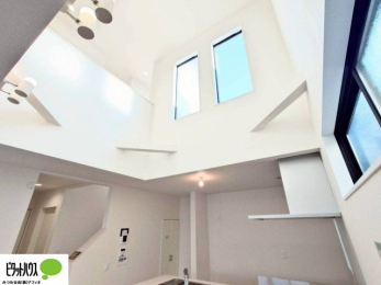 ���r���O�@�J�������ӂ�鐁�������̂��郊�r���O