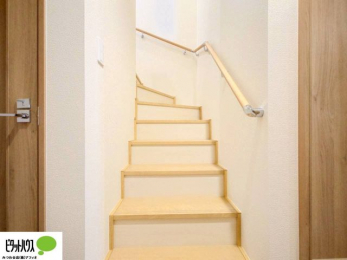 �@�肷��t���K�i�B�����Ȃ��q�l���N�z�̕������S�ɏ�艺��ł��܂��B