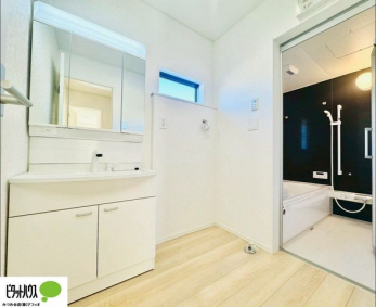 ���ʑ�E���ʏ��@�{�H��ʐ^�F���ʎ��ɏ���������A�J�r�\�h�ɂ��B�傫�ȋ��Ō��₷�����ʉ��ϑ�ł�