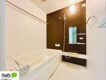 �����@�{�H��ʐ^�F�����̔�������Ă���闁���͍L�X�������B�x���͂��q�l�ƈꏏ�ɗV�тȂ������܂��ˁB