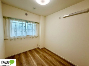 �q�������@�w�т̎��Ԃ��V�Ԏ��Ԃ���؂ɂł���q�ǂ������B�Ƌ�̔z�u�����₷���V���v���Ȑ݌v�ŁA�������K�Ɏg���܂��B