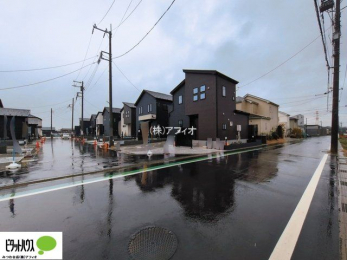 �O�ώʐ^�@�O�ʓ��H�܂ތ��n�ʐ^