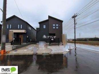 �@�}�ȗ��q�ɂ����S2��Ƃ߂��܂��B