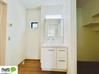 ���ʑ�E���ʏ��@�{�H��ʐ^�@�g���₷���V���v���Ȑ��ʉ��ϑ�B�����̎x�x�͂�������n�܂�܂��B