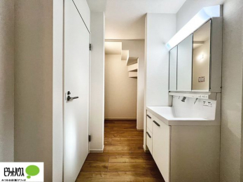 ���ʑ�E���ʏ��@�{�H��ʐ^�@�g���₷���V���v���Ȑ��ʉ��ϑ�B�����̎x�x�͂�������n�܂�܂��B