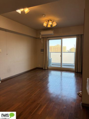 ���r���O�@�傫�ȑ�����ۓI�ȃ��r���O�́A�������邢��C�ɂ��Ă���܂��ˁB