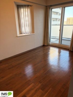 ���̑����ρ@2�ʍ̌��Ŗ��邭�A���ʂ��̗ǂ��������ł��B