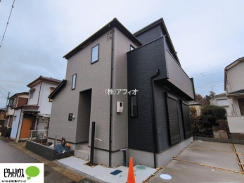 �O�ώʐ^�@���ő[�u���󂯂��钷���D�ǏZ��I�z������̂����쐼�p�n�ł��B���n�����ʐ^