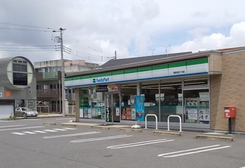 ���ӊ��@�t�@�~���[�}�[�g���K�u��O���ړX �k��4���B 248m