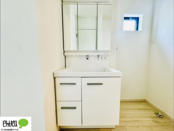 ���ʑ�E���ʏ��@�{�H��ʐ^�F�g���₷���V���v���Ȑ��ʉ��ϑ�B�����̎x�x�͂�������n�܂�܂��B