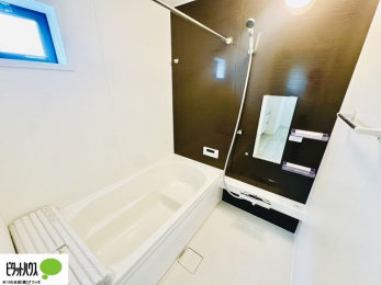 �����@�{�H��ʐ^�@�����̔�������Ă���闁���͍L�X�������B�x���͂��q�l�ƈꏏ�ɗV�тȂ������܂��ˁB