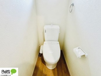 �g�C���@�{�H��ʐ^�@1�E2�K�E�H�V�����b�g�g�C�������B