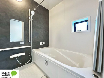 �����@�{�H��ʐ^�@�����̔�������Ă���闁���͍L�X�������B�x���͂��q�l�ƈꏏ�ɗV�тȂ������܂��ˁB