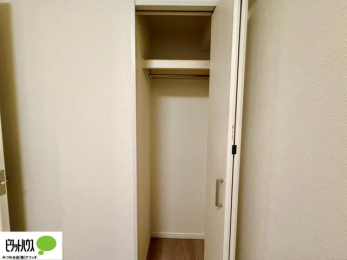 ���[�@���ꂼ��̂������Ɏ��[�X�y�[�X������̂Ńv���C�x�[�g�ȉו����g�߂ɒu�����Ƃ��ł��܂��B