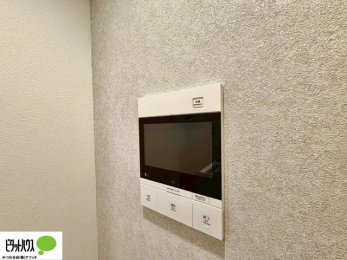 ���̑��@������Ԃ����S��TV���j�^�[�t���C���^�[�z��