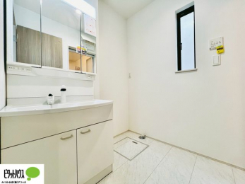 ���ʑ�E���ʏ��@�{�H��ʐ^�F�傫�ȋ��Ō��₷�����ʉ��ϑ�ł�