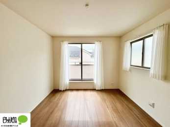 �Q���@�o���R�j�[�ւƑ������邢�����B