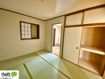 ���̑��@�a���ɂ��鉟����͗��q�p�̕z�c��G�߂̕z�c����������ۊǂł��܂��B