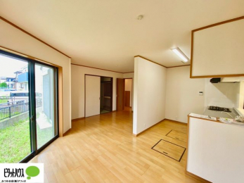 ���r���O�@�傫�ȑ�����ۓI�ȃ��r���O�́A�������邢��C�ɂ��Ă���܂��ˁB