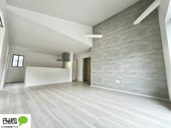 ���r���O�@�L�X�k�c�j�I����̑傫�ȃ\�t�@��u���Ă������f��ӏ܂��ǂ��ł��ˁB