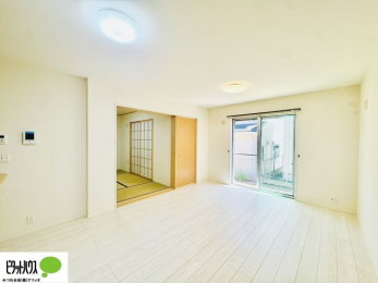 ���r���O�@�������̂��锒����Ƃ������r���O