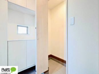 �@�Ƒ��݂�Ȃ̌C�������Ղ���[�ł���V���[�Y�C���N���[�N