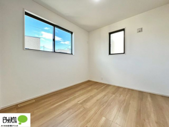 ���[�@�w�т̎��Ԃ��V�Ԏ��Ԃ���؂ɂł���q�ǂ������B���[�⃌�C�A�E�g�����₷���݌v�ŁA�����ɍ��킹�Ē����g�����Ԃł��B