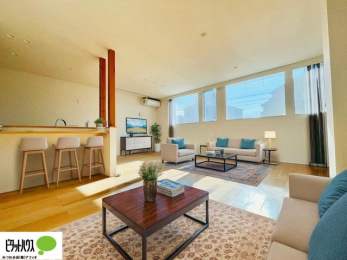 ���r���O�@�l�C�̑ΖʃL�b�`���ŉƑ��݂�Ȃ������ꏏ�B�����ۂ̎����ʐ^��CG�ŉƋ��z�u�����C���[�W�ł���A���ۂƂ͑����قȂ�܂��B