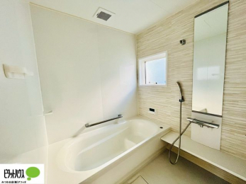 �����@���邢�F���̐������Y���o�X���[��