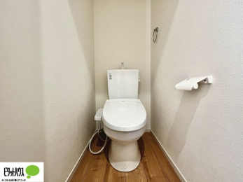 �g�C���@1�E2�K�E�H�V�����b�g�g�C�������B