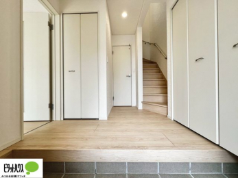 �@�Ƒ��݂�Ȃ̌C�������Ղ���[�ł���V���[�Y�{�b�N�X�B